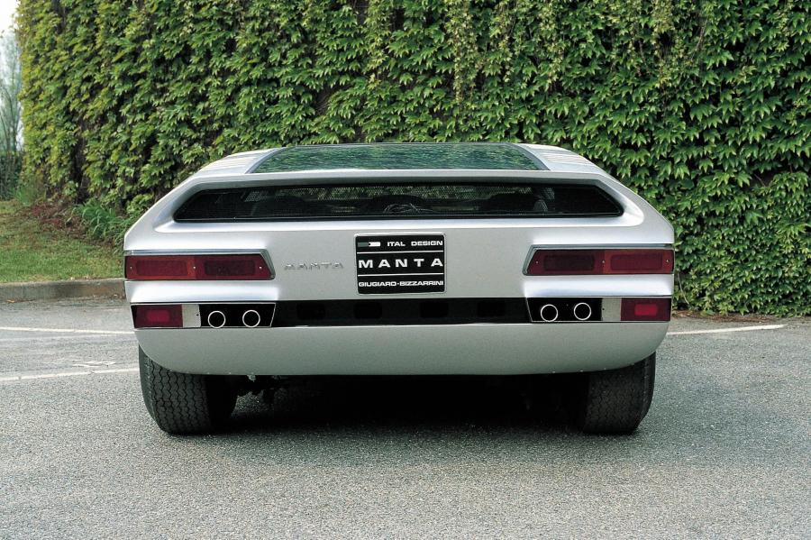 Bizzarrini P538 Manta 1968 года  (фото 8 из 47)